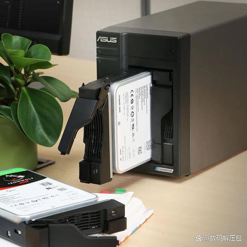 四核动力，存储无忧 这款NAS网络存储服务器为何成为数据处理与存储支持的首选